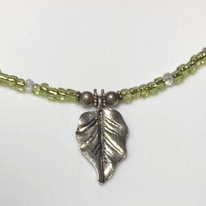 VTG Lime Green Beaded Leaf Pendant Necklace